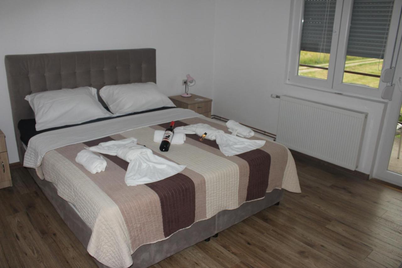 Apartmani Ramonda Teslić المظهر الخارجي الصورة