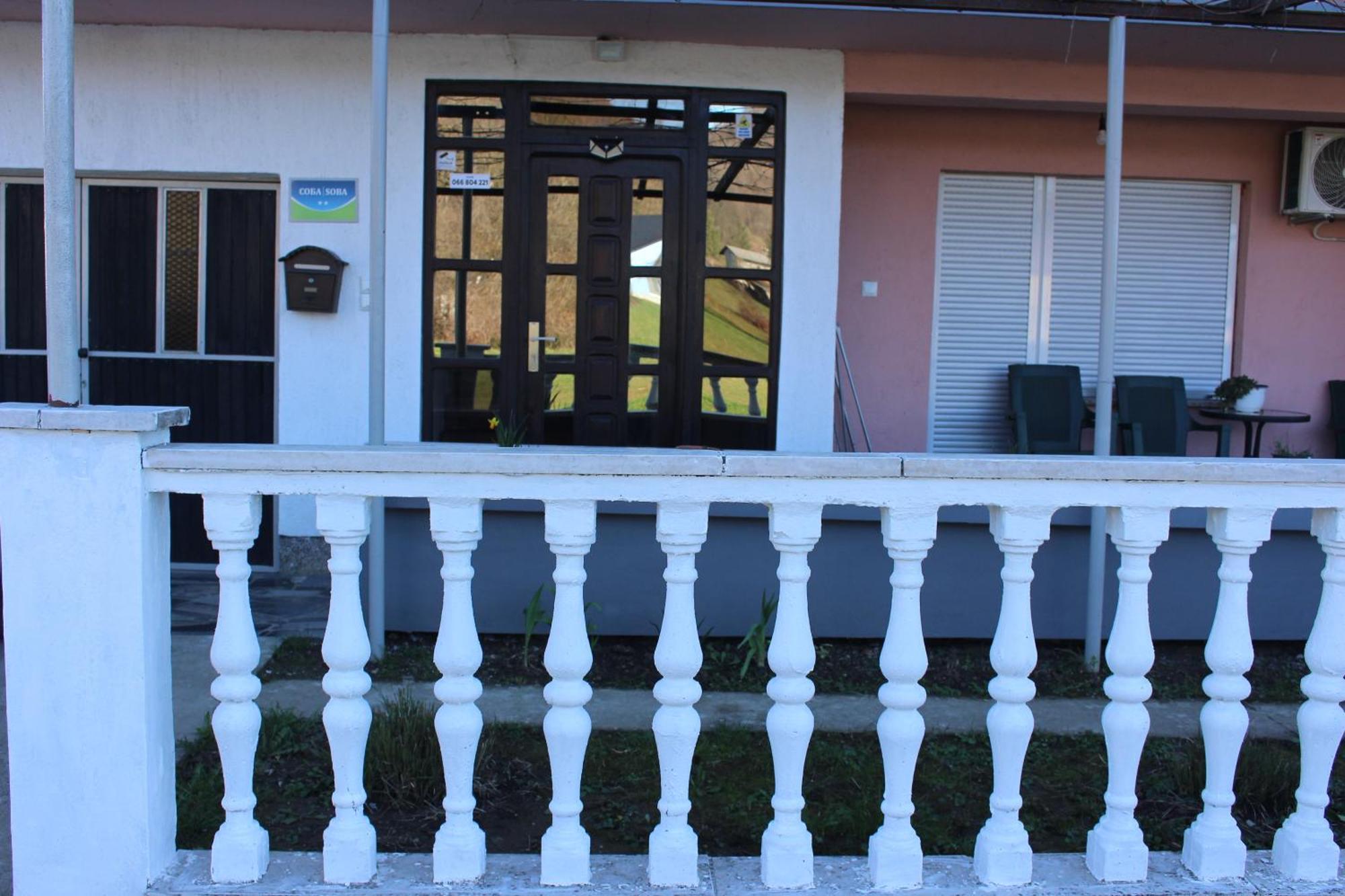 Apartmani Ramonda Teslić المظهر الخارجي الصورة